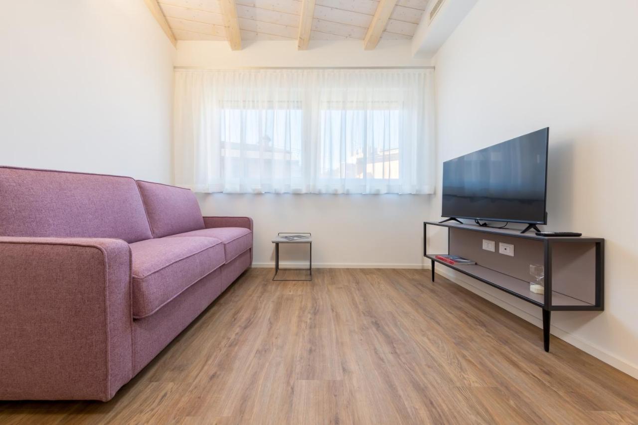 טרנטו Minerva Guesthouse מראה חיצוני תמונה