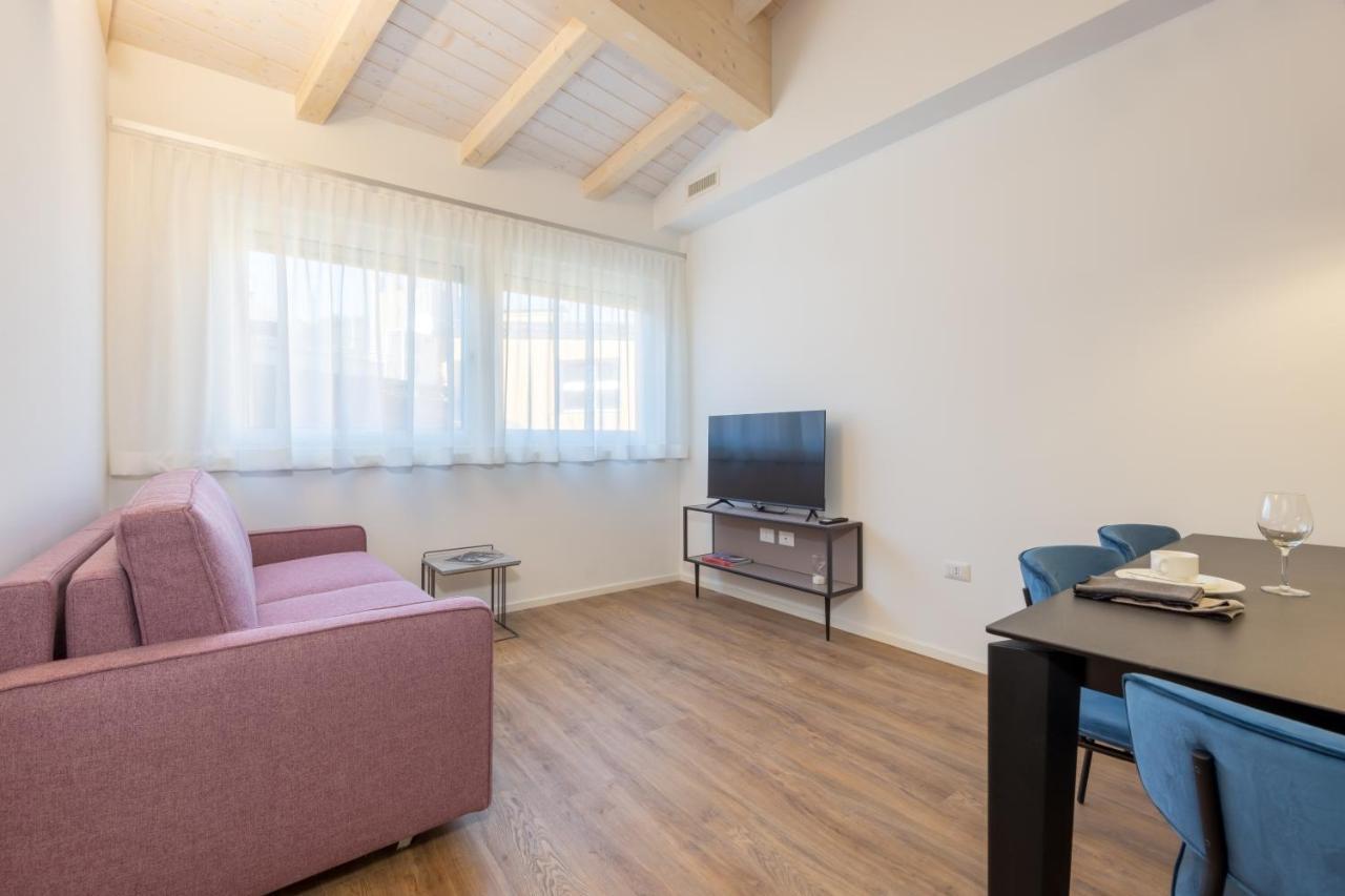 טרנטו Minerva Guesthouse מראה חיצוני תמונה