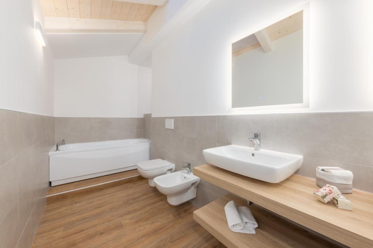 טרנטו Minerva Guesthouse מראה חיצוני תמונה
