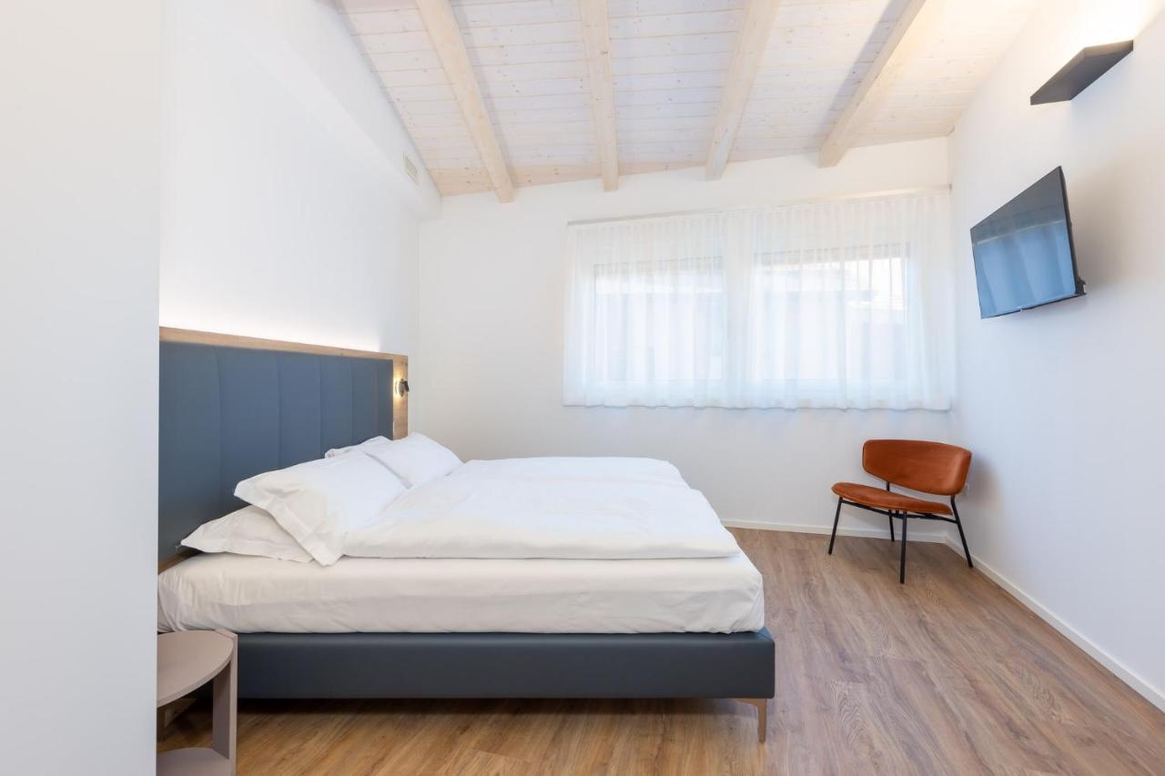 טרנטו Minerva Guesthouse מראה חיצוני תמונה