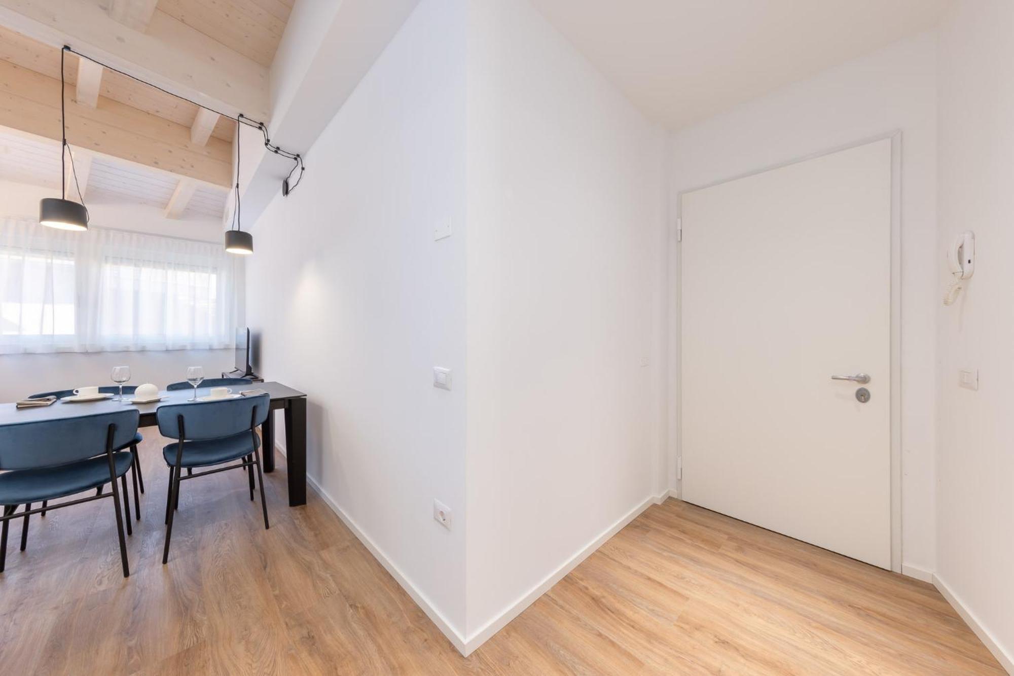 טרנטו Minerva Guesthouse מראה חיצוני תמונה